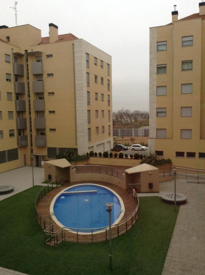 Apartamento Los Lirios Logroño Exteriör bild