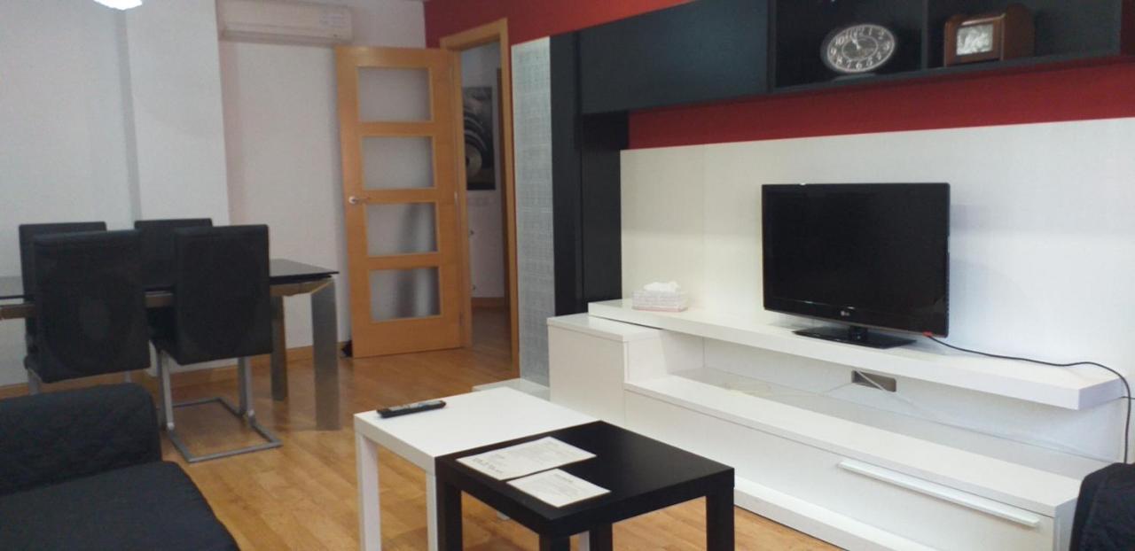 Apartamento Los Lirios Logroño Exteriör bild